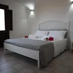 Antura *